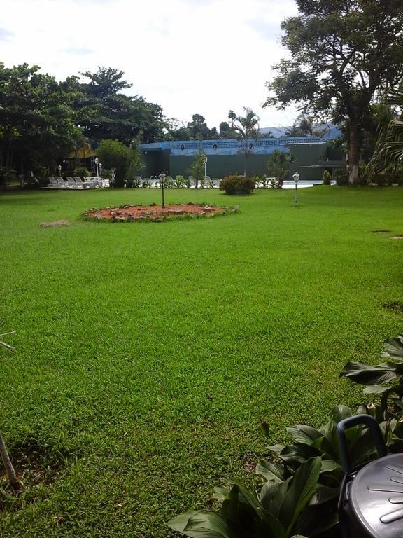 Ilhabela Tenis Clube Екстериор снимка