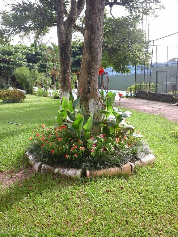 Ilhabela Tenis Clube Екстериор снимка